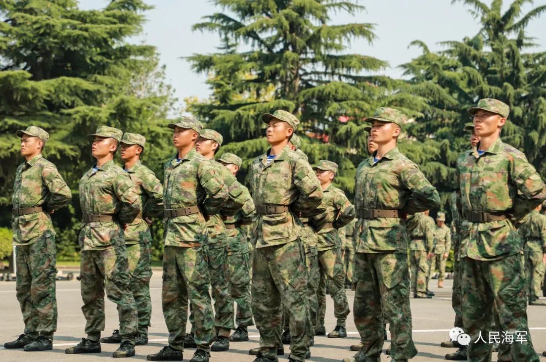 围观 | 新兵的24小时都在干些啥？-广东台荔枝网